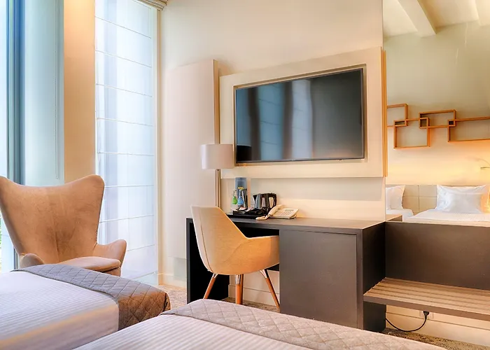 Focus Premium Hotell 3*